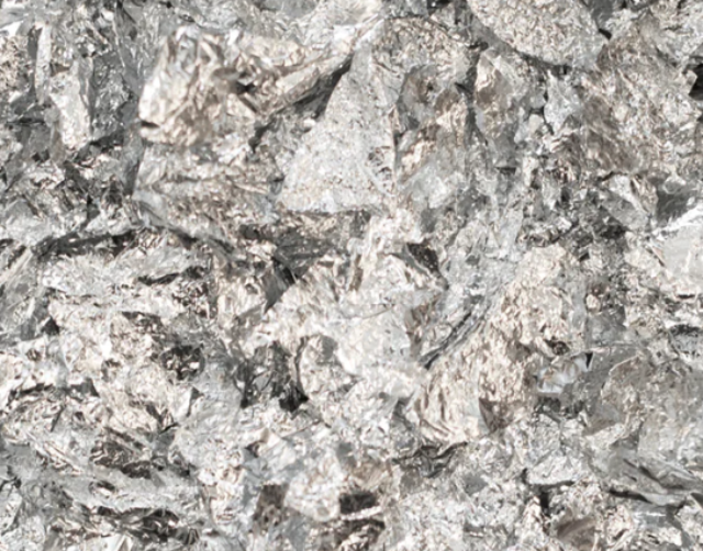Gilding Flakes - Silver Bullion by Nuvo
